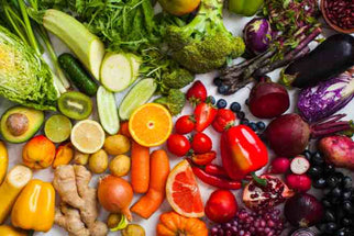 Vitamine e micronutrienti nella frutta: guida per ogni stagione